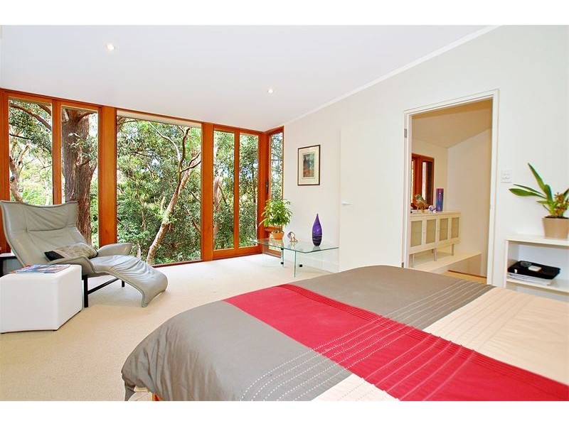 16  Crowther Avenue, Greenwich NSW 2065