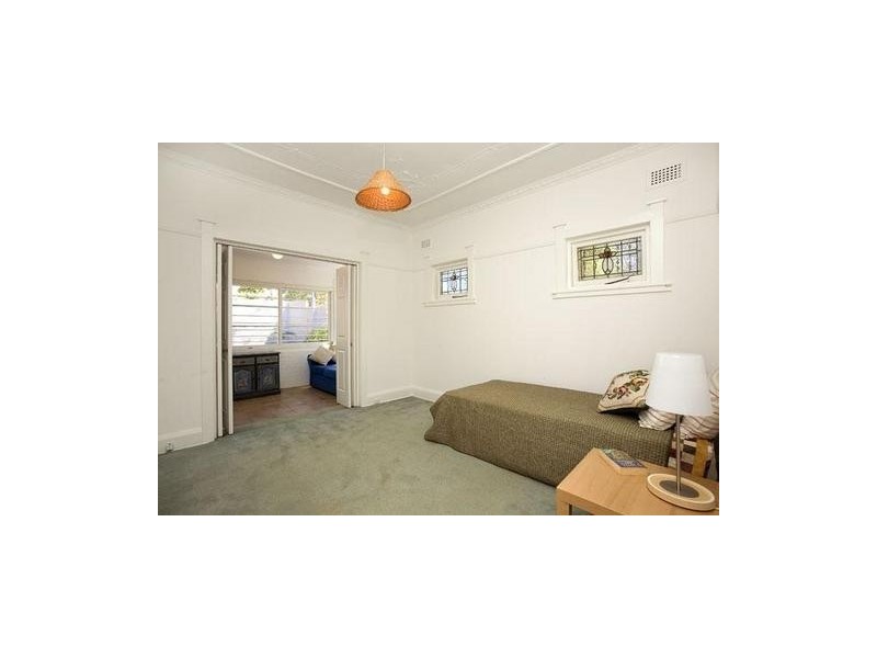 32  River Road, Wollstonecraft NSW 2065