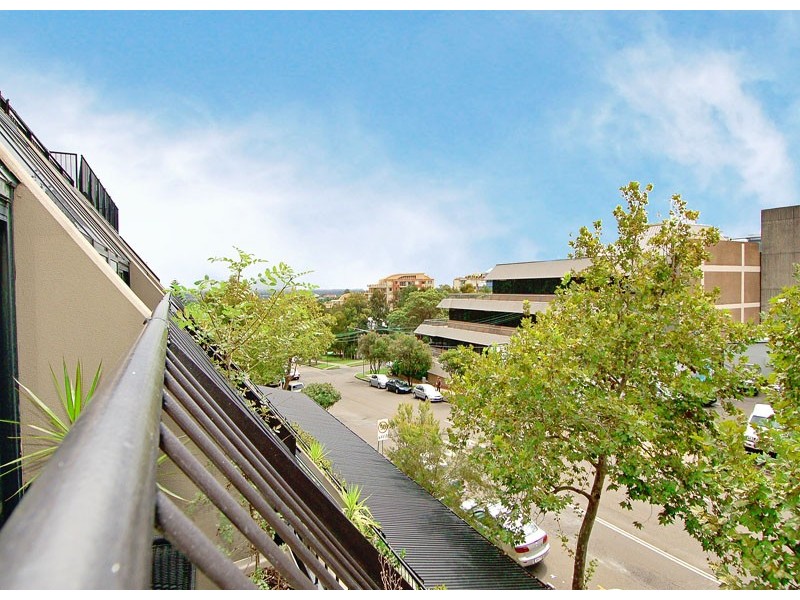 201/402  Pacific Highway, Crows Nest NSW 2065