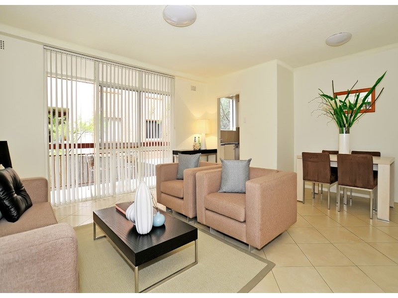 2/10  Epping Road, Lane Cove NSW 2066