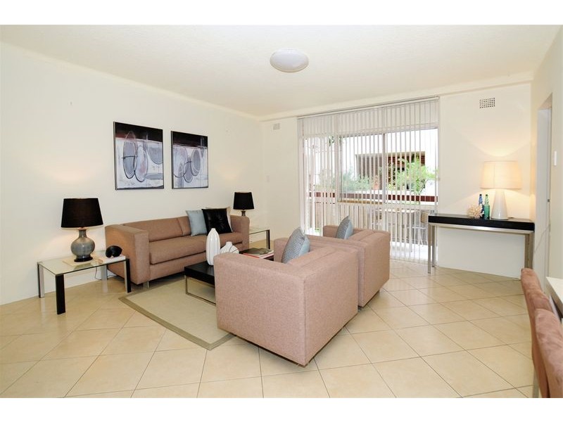 2/10  Epping Road, Lane Cove NSW 2066