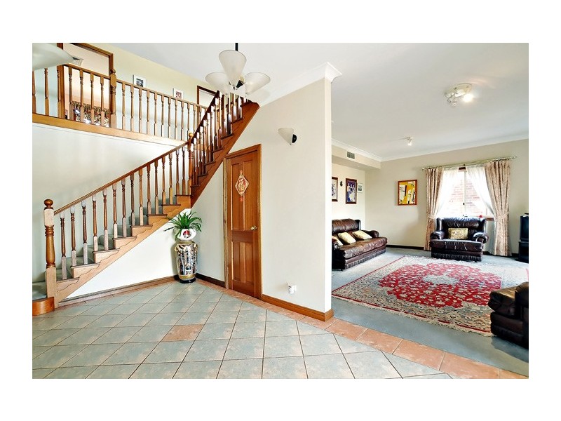 26  The Crescent, LINLEY POINT, Hunters Hill NSW 2110