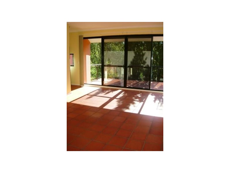 4/137  River Road, Greenwich NSW 2065