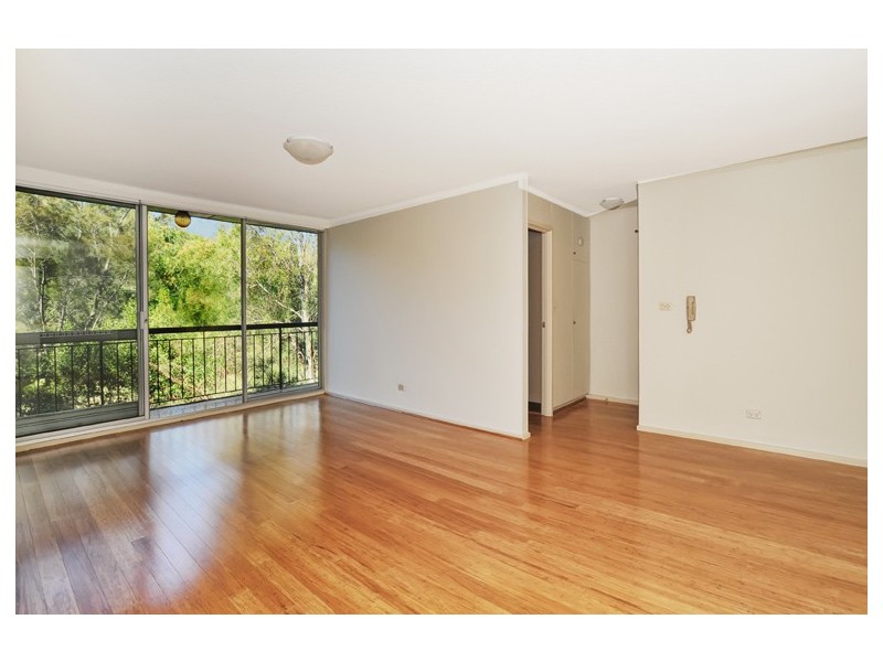 20/300b  Burns Bay Road, Lane Cove NSW 2066