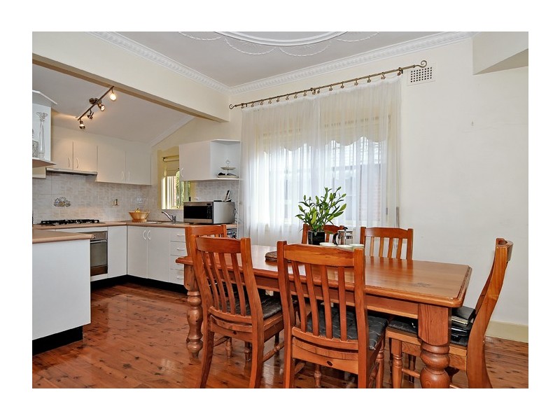 176  Burns Bay Road, Lane Cove NSW 2066