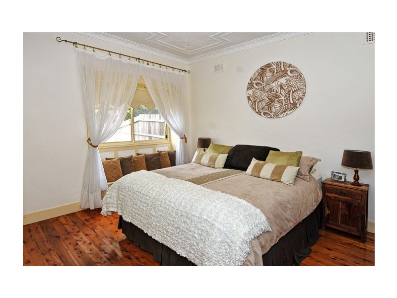 176  Burns Bay Road, Lane Cove NSW 2066