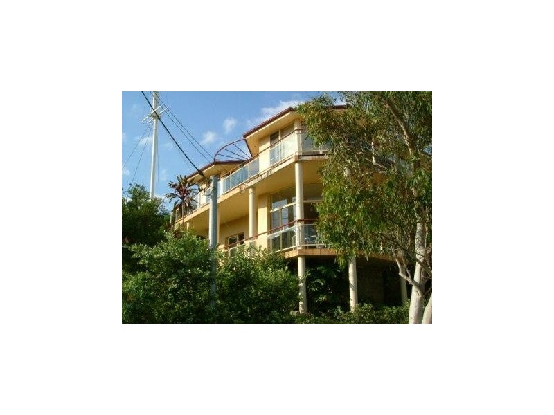 8  Albert Street, Greenwich NSW 2065