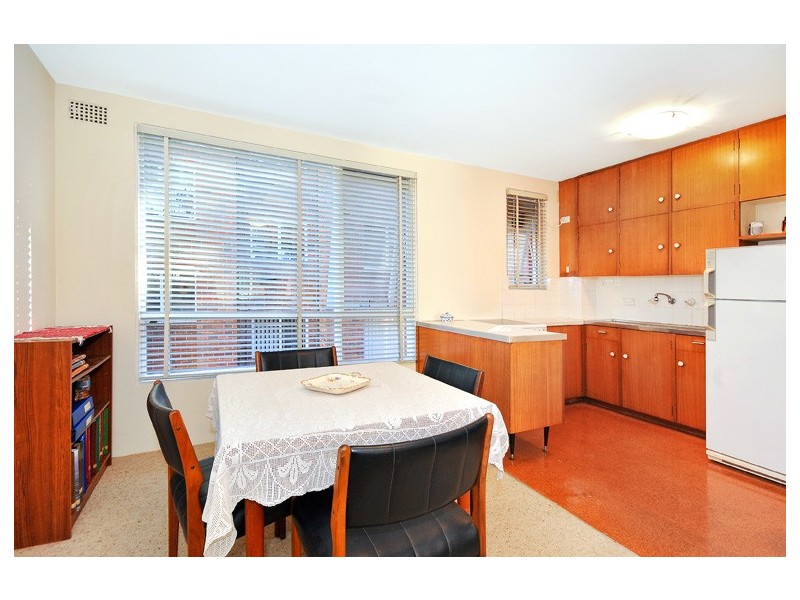 2/4  Elizabeth Parade, Lane Cove NSW 2066