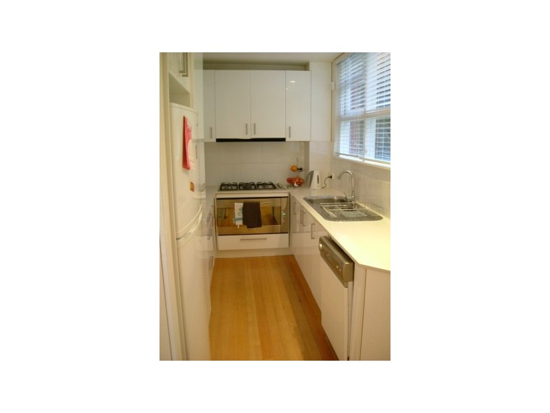 2  Elizabeth Parade, Lane Cove NSW 2066