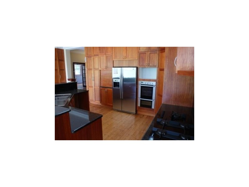 12  St Giles Avenue, Greenwich NSW 2065