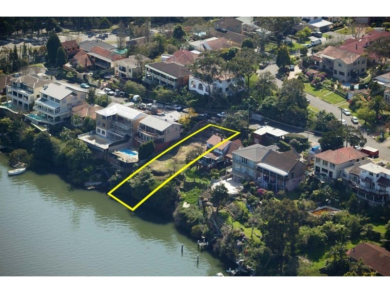 18 The Avenue, LINLEY POINT, Longueville NSW 2066