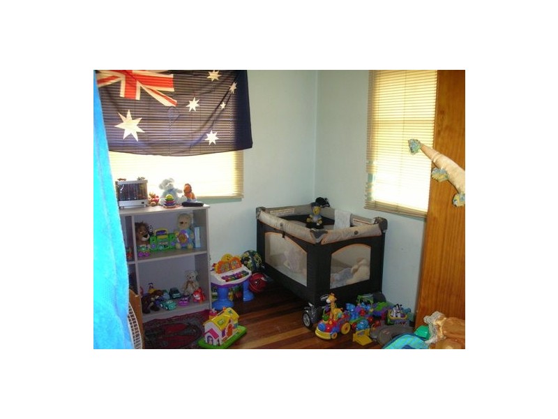 8 Glenview Street, Acacia Ridge QLD 4110