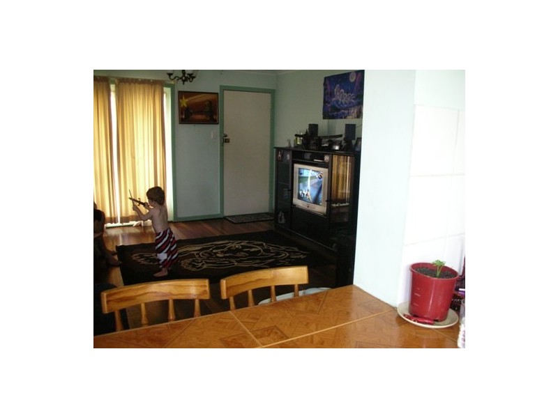 8 Glenview Street, Acacia Ridge QLD 4110