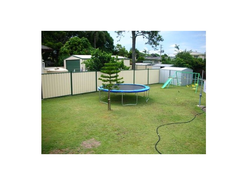 8 Glenview Street, Acacia Ridge QLD 4110