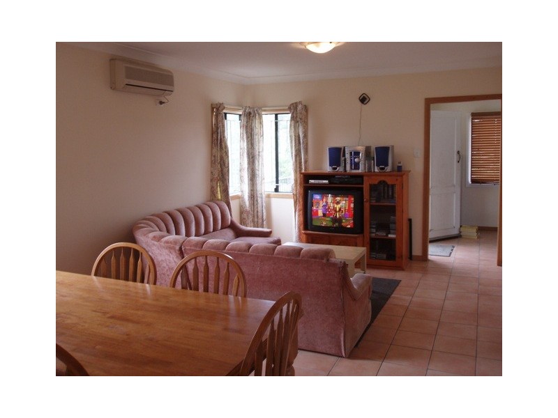 15  Douglas Road, Rocklea QLD 4106