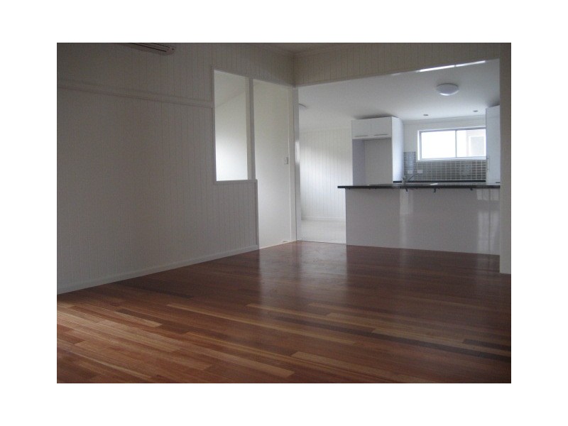 1/16 Broadmere Street, Annerley QLD 4103