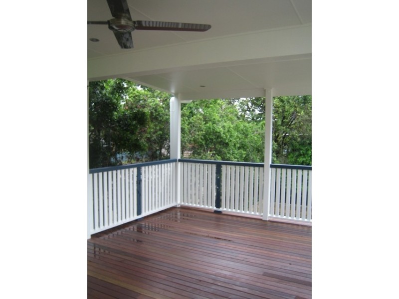 9 Heaslop Street, Woolloongabba QLD 4102