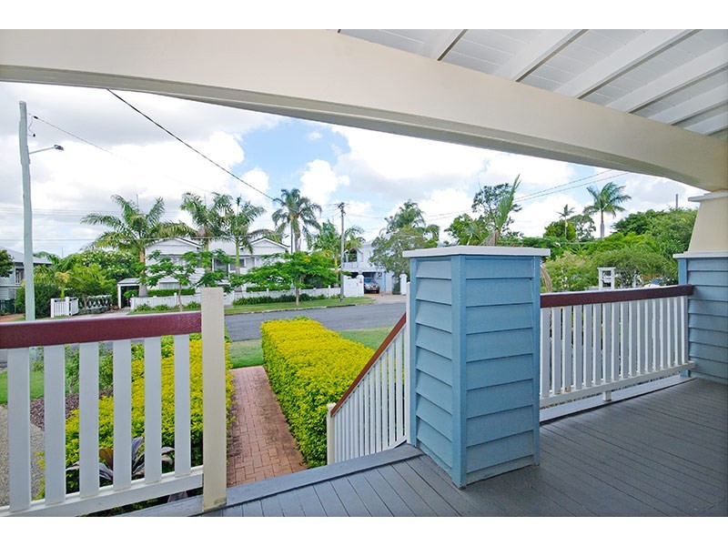 15 Rhyndarra Street, Yeronga QLD 4104