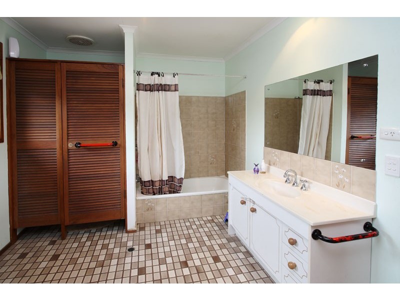 84 Highgate Street, Coopers Plains QLD 4108