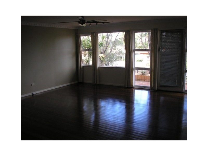 36 Livingstone Street, Yeerongpilly QLD 4105