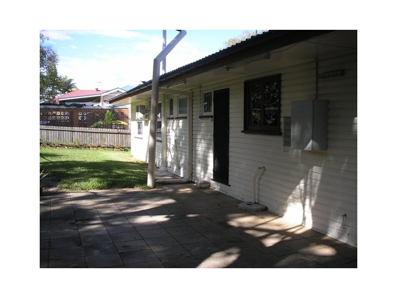 36 Livingstone Street, Yeerongpilly QLD 4105