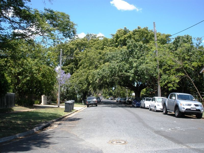 1/2 Blackburn Street, Moorooka QLD 4105