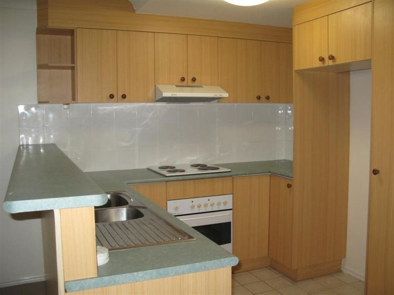 1/2 Blackburn Street, Moorooka QLD 4105