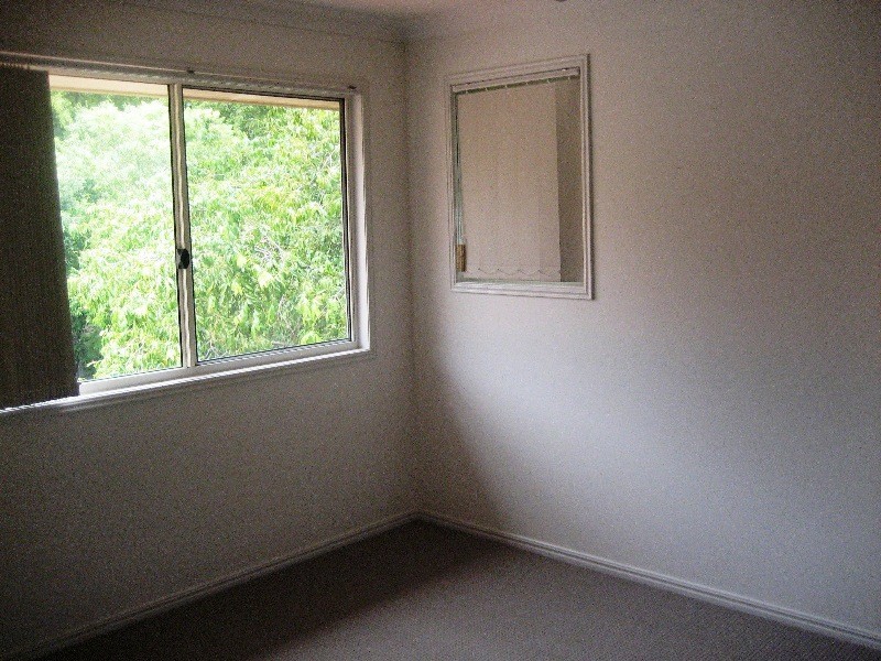 1/2 Blackburn Street, Moorooka QLD 4105