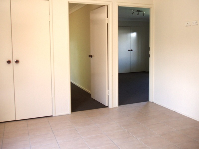 32 Salisbury Street, Rocklea QLD 4106