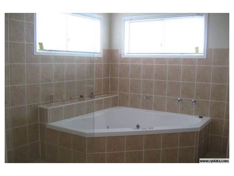 70 Dartmouth Street, Coopers Plains QLD 4108