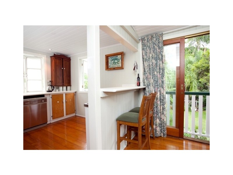 12 Blacket Street, Annerley QLD 4103