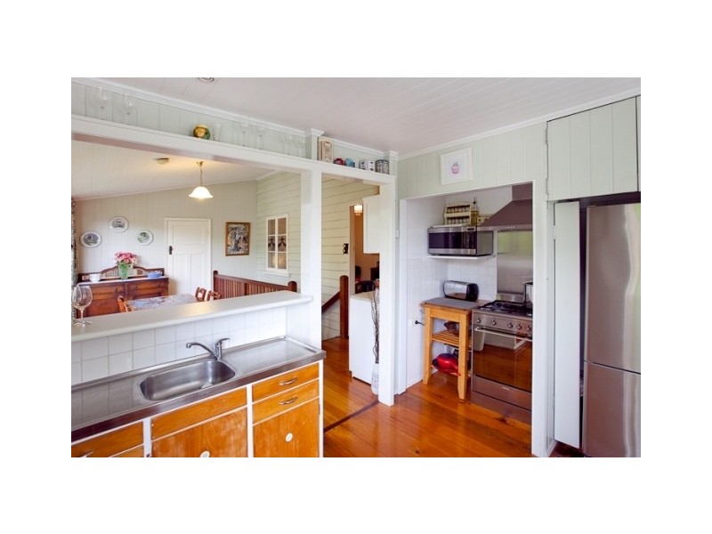 12 Blacket Street, Annerley QLD 4103