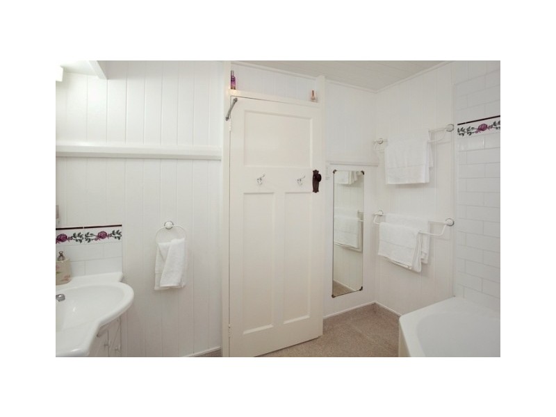 12 Blacket Street, Annerley QLD 4103