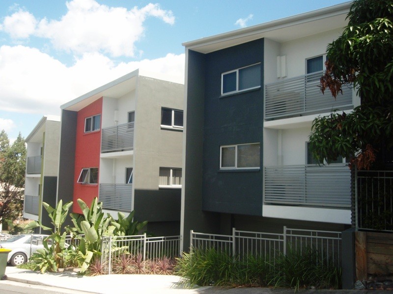 2/1 Redarc Street, Fairfield QLD 4103