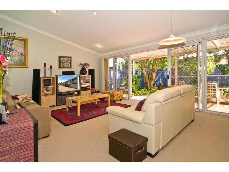 2/96  Chester Road, Annerley QLD 4103