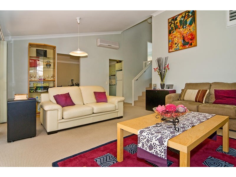 2/96  Chester Road, Annerley QLD 4103