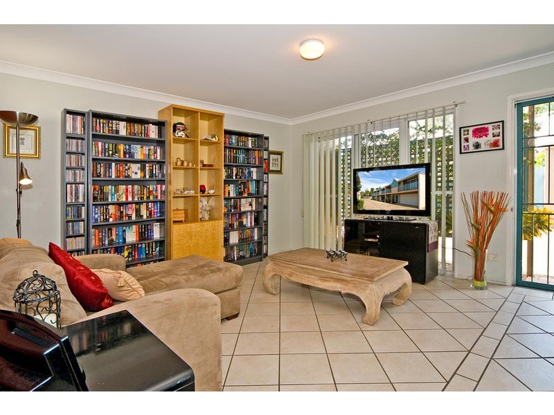2/96  Chester Road, Annerley QLD 4103