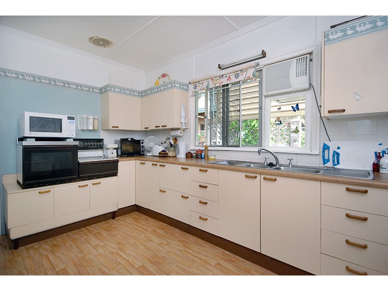 55  Vinray Street, Tarragindi QLD 4121