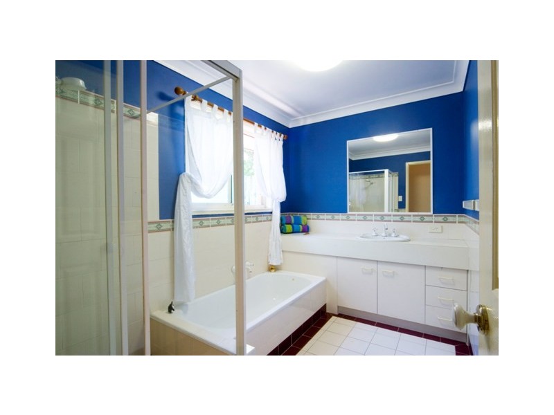 13 Bracken Street, Moorooka QLD 4105