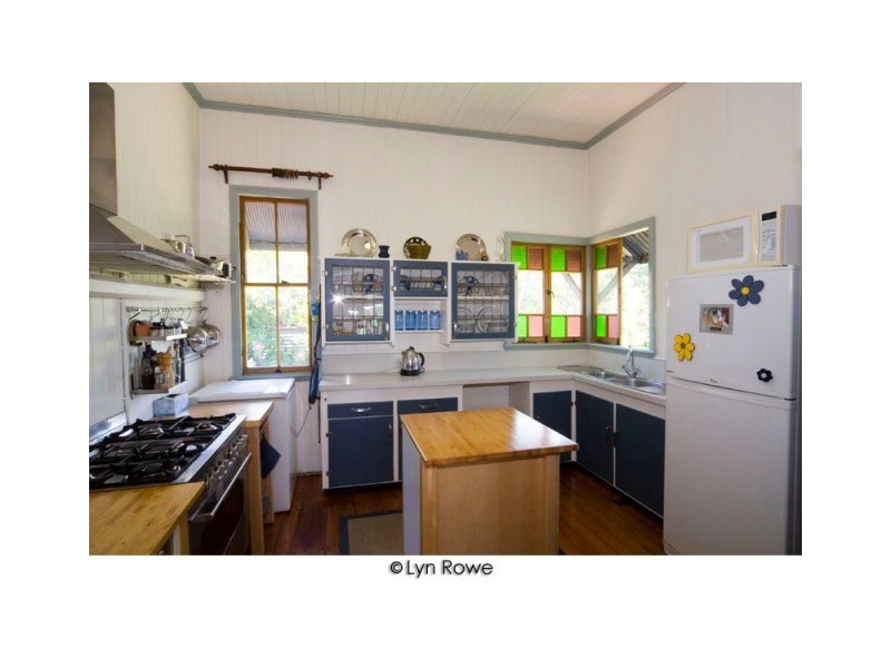 27  Blackwood Road, Salisbury QLD 4107