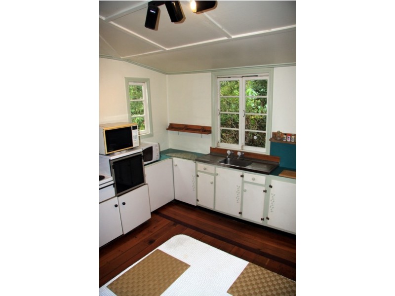 84 Blackwood Road, Salisbury QLD 4107