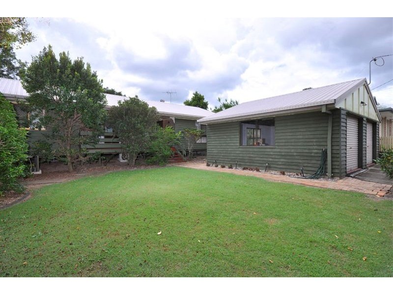 14 Nyleta Street, Coopers Plains QLD 4108