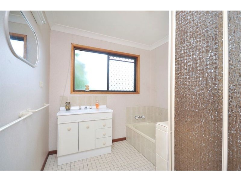 14 Nyleta Street, Coopers Plains QLD 4108