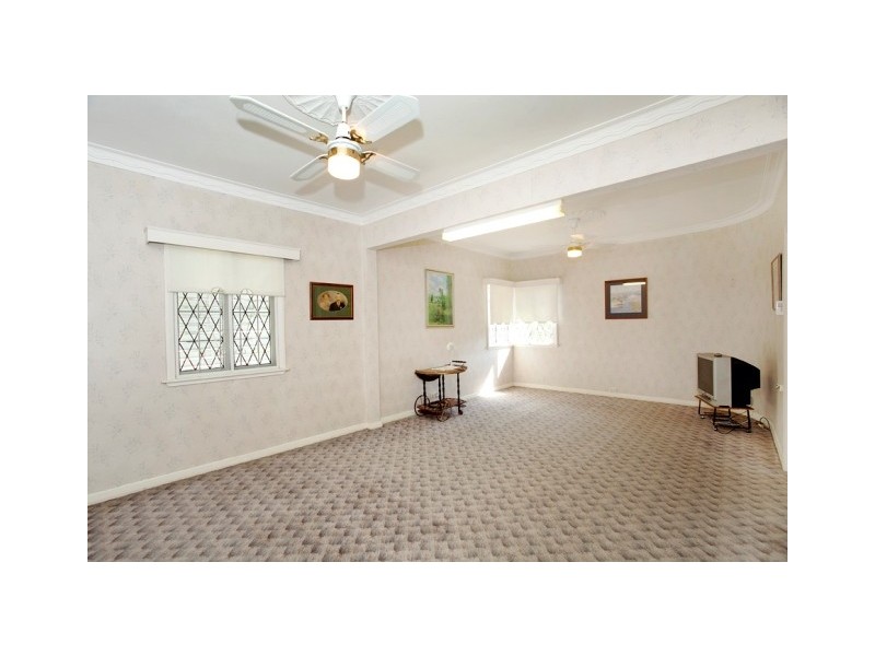 1  Timbury Street, Moorooka QLD 4105