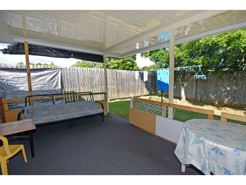 19 Macknish Cres, Coopers Plains QLD 4108