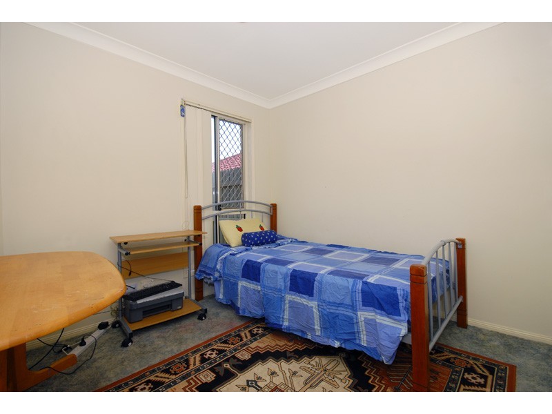 19 Macknish Cres, Coopers Plains QLD 4108