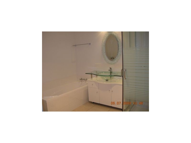 24A Hampton Street, East Brisbane QLD 4169