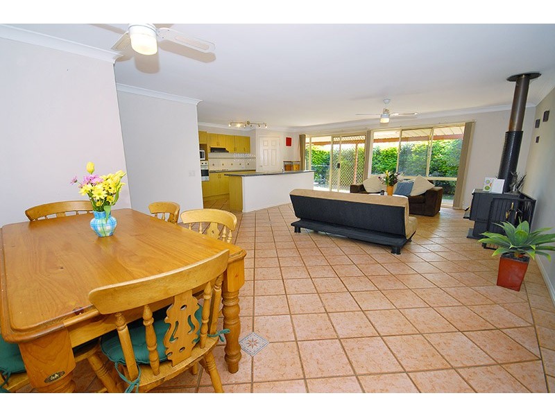 12 Glenroy Place, Parkinson QLD 4115