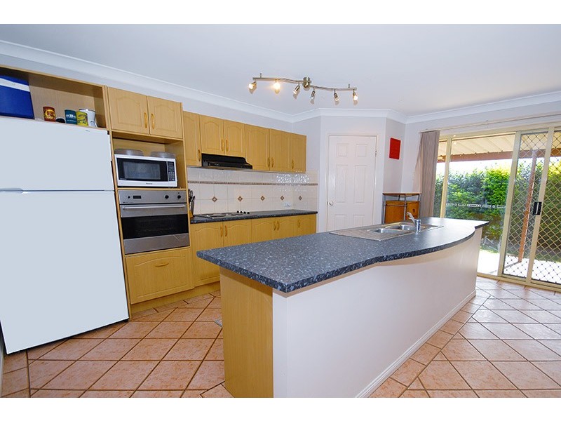 12 Glenroy Place, Parkinson QLD 4115