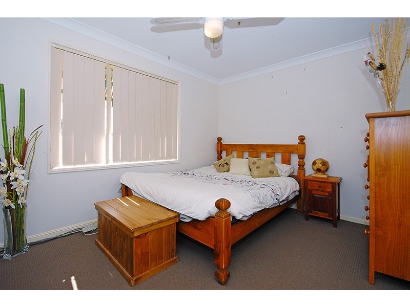 12 Glenroy Place, Parkinson QLD 4115